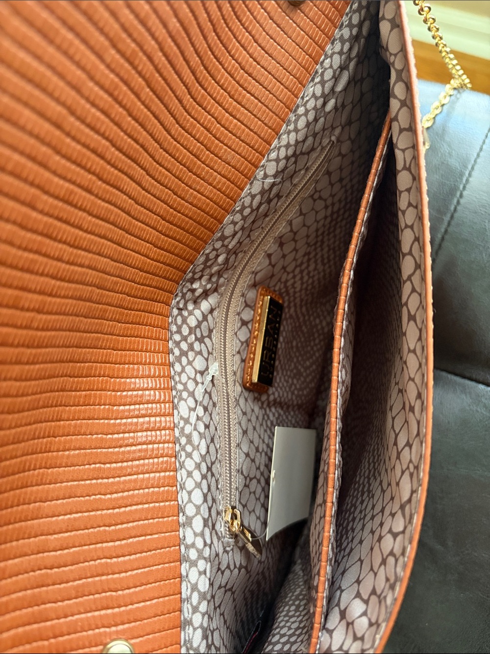 Urban Expressions Structured Envelope Crossbody Bag/Clutch Cognac w/Gold Chain - Picture 6 of 9